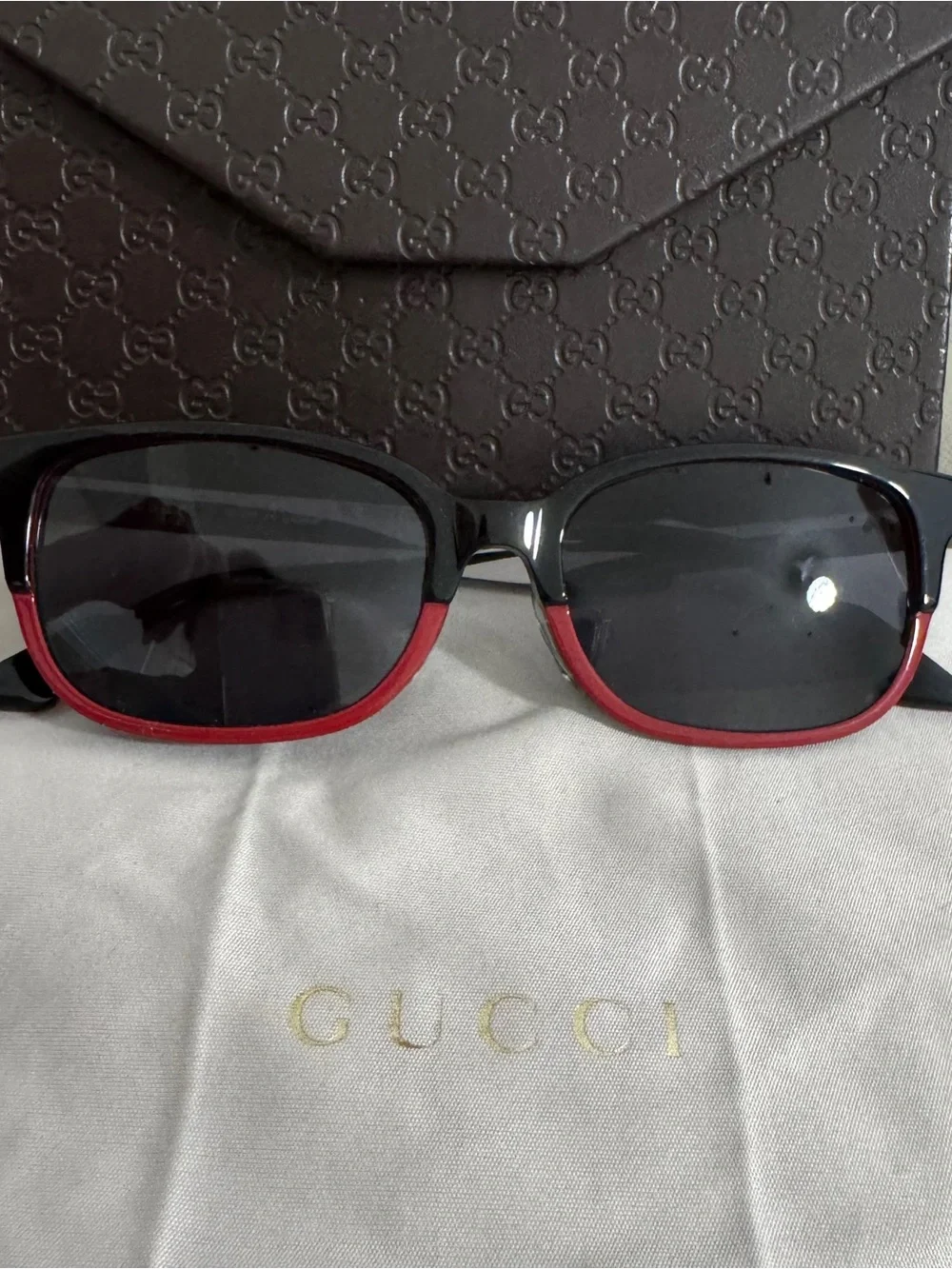 Gucci sleek rectangular